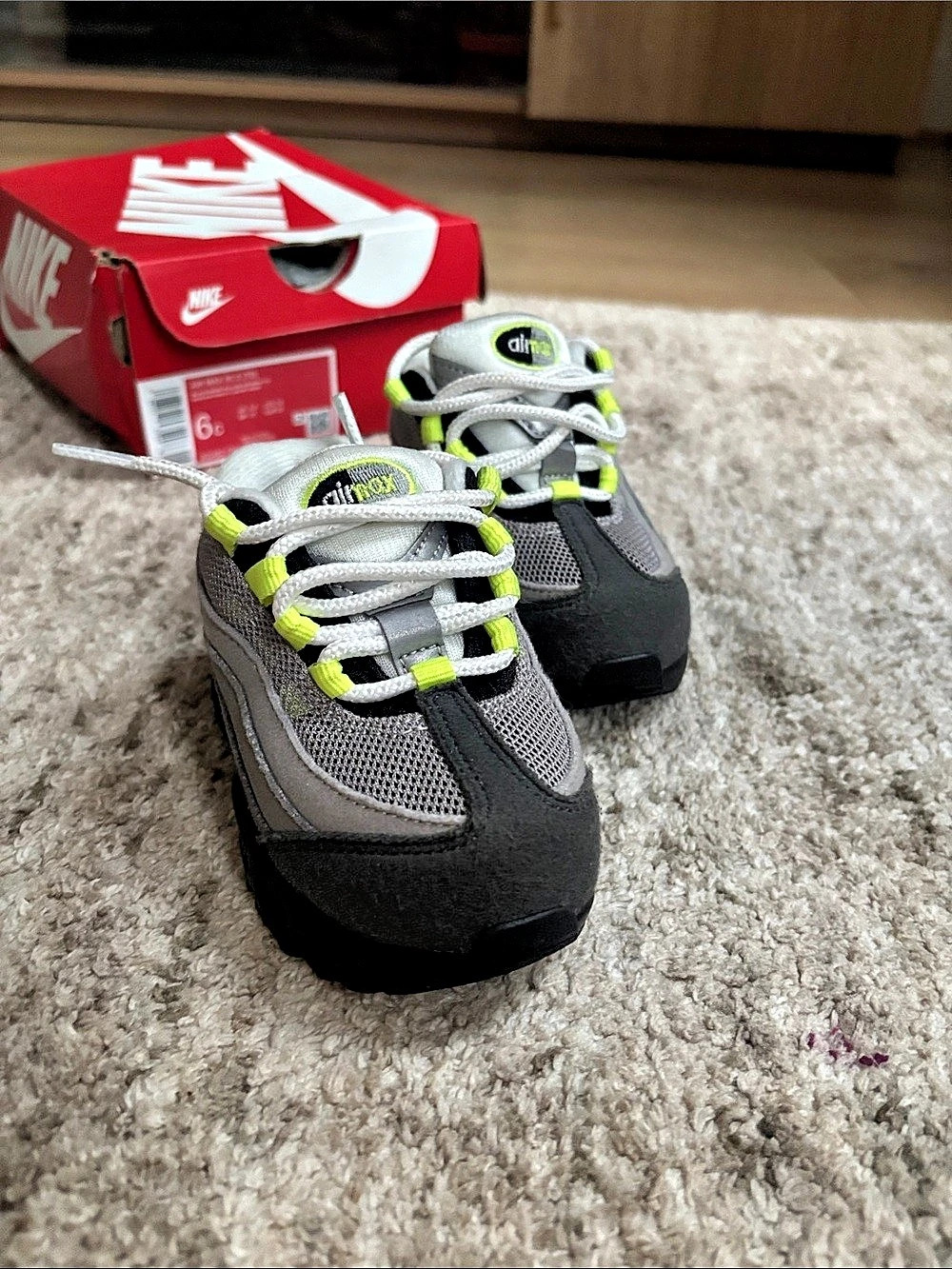 Nike Air Max 95 Toddler Sneakers US 6C Green Gray Black
